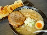 松本に背脂豚骨しょうゆラーメン「おおぼし」－サイドメニューにも注力