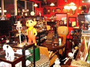 松山のアンティーク店が移転リニューアル－日常で使えるものを中心に