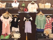 松山のリサイクル店がリニューアル－衣類と服飾に特化、1着から買い取り