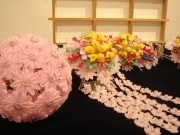舞妓さんも愛用する伝統工芸「つまみかんざし」展