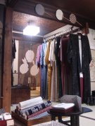 元芸者長屋を利用した江戸着物店－貸し座敷で「芸者遊び」も
