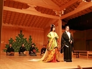 名古屋能楽堂で結婚式―新郎は武士、新婦は十ニ単姿で挙式
