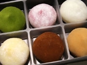 「モチクリーム」名古屋駅店限定BOXが登場－限定「緑茶」フレーバーも