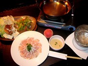 「いちごチーズ鍋」に続くフルーツ鍋に第2弾－名駅の創作料理店が提供開始
