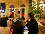 名駅で「図書館人」集うイベント－図書館の「明るい未来」を語り合う