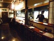 名駅・堀川沿いに炭火焼き鳥店「とりまる」－コストと新鮮さのバランス売りに