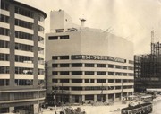 名駅の映画館「ピカデリー」閉館へ－ビル老朽化で52年の歴史に幕