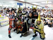 「名古屋おもてなし武将隊」写真集発売－名駅の書店で記念イベント