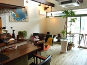 名駅近くに古民家を改造したカフェ＆ダイニング－男性2人が出店