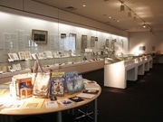 岩手県立図書館で「賢治資料展」－関連書籍や論文450点を展示