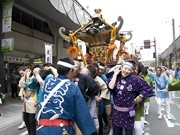 盛岡・大通商店街で「神輿祭」－県内外から担ぎ衆2,000人参加