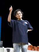 「魔女」こと菅原初代さんが3連覇－盛岡「全日本わんこそば選手権」