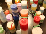 クリスマスプレゼントにアート作品は？ー県内作家らが「小品即売展」