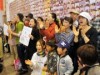 長崎で「上を向いて歩こう」合唱－浜町アーケードに歌声響く