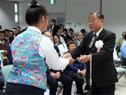 4月から「観光タクシー認定制度」－117人に認定証交付