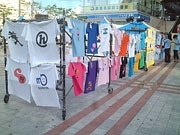 海の安全を「Tシャツ」で訴えるイベント－那覇・国際通りで開催