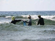 海人写真家がスライドトークショー、「海人ごはん」テーマに