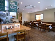 那覇・港町に「沖縄そば店」－元IT系会社員、50歳を機に脱サラ出店