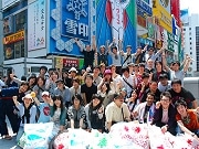 5月3日「ゴミの日」にゴミ拾い－学生ボランティアグループが企画