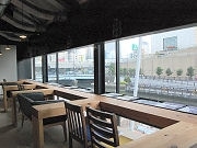 キャンプ用品でアウトドアスタイル飲食店－キャナルテラス堀江に新業態店