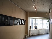 新町の「ギャラリー マゴット」で3人展－「沈降速度」テーマに