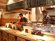 居酒屋・マルシェが新業態「寿司一献」－大阪・難波に1号店