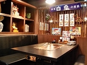 道頓堀に居酒屋風鉄板焼き店「福えびす」－コテコテ感を前面に