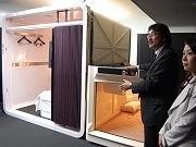 飛行機のファーストクラスをイメージしたホテル－難波に「ファーストキャビン」1号店