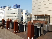 湊町「リバーカフェ」で毎年恒例ビアガーデン－今年は実施期間を拡大
