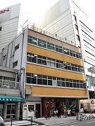 湊町で築45年の古ビル再生プロジェクト－若手アーティスト支援拠点に