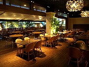 バルニバービ、宗右衛門町にレストランバー新店－ブライダル対応も
