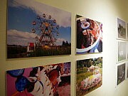 南船場で廃墟写真展－軍艦島を撮影した巨大作品も