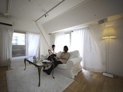 北堀江のリノベーション住宅で映画鑑賞会－親子をターゲットに