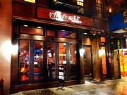 フーターズのライバル、NY発「Canz a Citi Roadhouse」がマンハッタン初出店