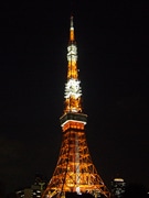 東京タワー、夏バージョンにライトアップ－今年で20年目