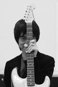 西麻布で福島の子どもたちを助ける義援ライブ－小山田圭吾さんら集う