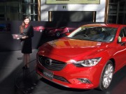 ミッドタウンでマツダ新型車「アテンザ」2タイプを国内初展示