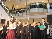 100人の合唱団で「第九」クリスマスコンサート－栄・ラシック