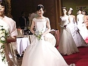 松坂屋で婚礼ファッションショー－ドレス着用モデルを一般公募