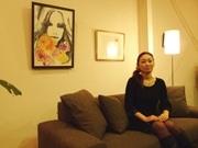 ソファ専門店で地元アーティストの作品を初展示－ZIP-FMとコラボで