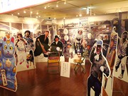 たけしさんと所さんのフィクション誌「FAMOSO」－栄で企画展「青マネキネコ祭」