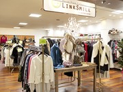 栄スカイルにコメ兵衣料品リユース店「LINK SMILE」－20～30代女性ターゲットに