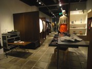 札幌のセレクトショップ「MAW」がリニューアル－メンズ・レディスを1フロア展開に