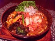 「プルコギとキムチのスタミナカレー」－スープカレー専門店が限定メニュー