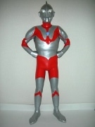 仙台のホビーショップが「巨大」ウルトラマンを販売－全国唯一
