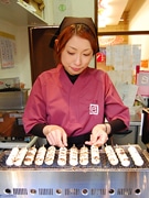 仙台駅前にみたらし団子店－「温かいみたらし」広めたいと開業