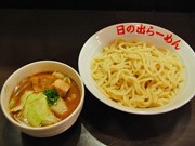 仙台に横浜「日の出らーめん」分店－極太麺と濃厚スープのつけ麺主力に