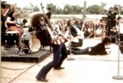 1968年の「カウンターカルチャー」テーマに企画展－MC5ライブ写真など