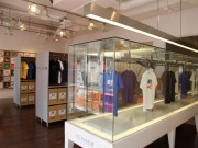 原宿・ビームスT、ナイキ・スポーツウエアとの限定店に－Tシャツ70種販売