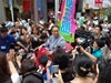 渋谷で初の「お練り」－中村勘三郎さん